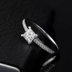 Princess Cut 925 Silver 0.76Ct Solitaire Ring